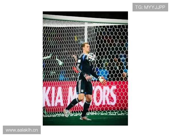 世界最佳门将多次获奖:诺伊尔的个人荣誉 世界最佳门将多次获奖:诺伊尔的个人荣誉