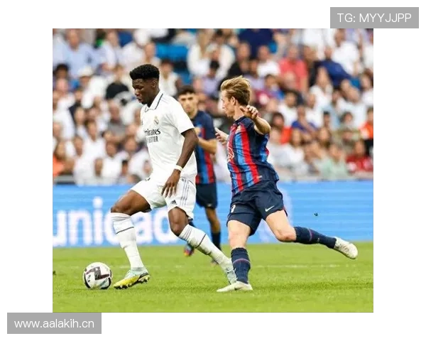 琼阿梅尼 vs 德容：推进能力与中场驱动效率对比